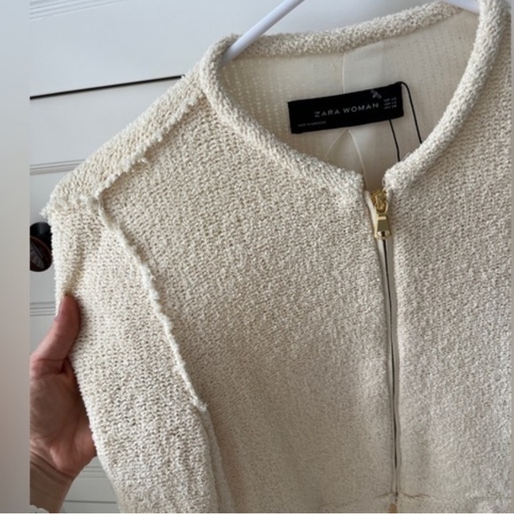 Zara Blazer, beautiful peplum, lined, gold zipper detail - bundle opportunity! - Picture 8 of 8